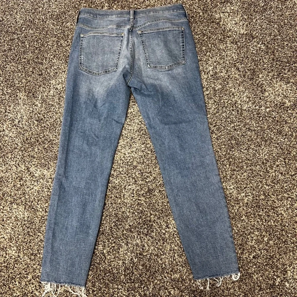 J.Crew 9" Toothpick High Rise Skinny Jeans Medium Wash Raw Hem Size 30 - Picture 2 of 10